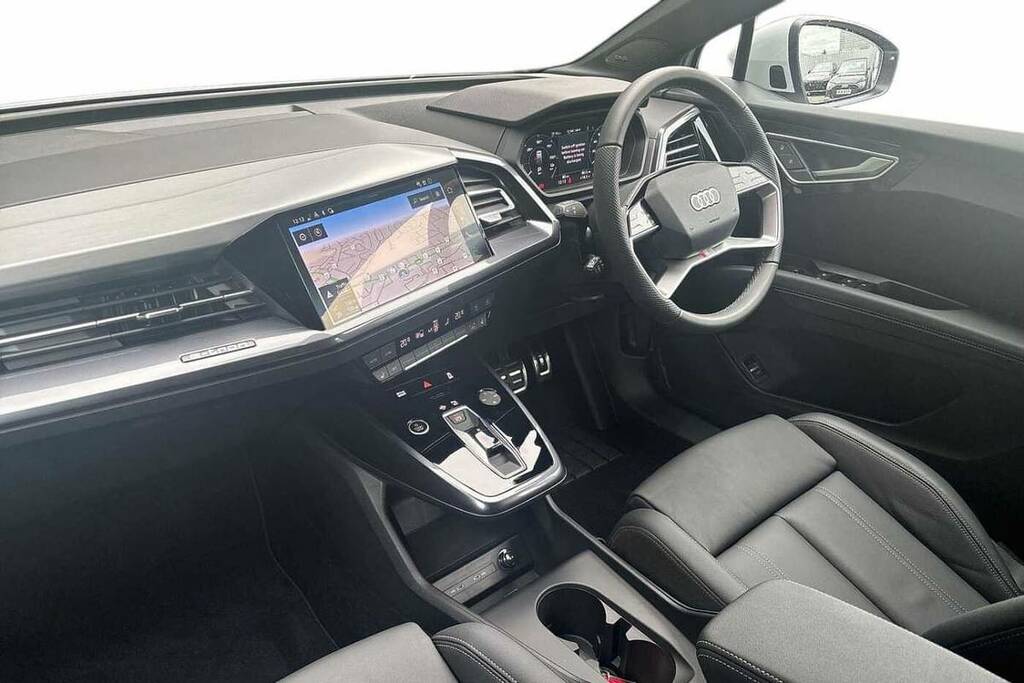 Audi Q4 E Tron 210Kw 45 82Kwh S Line Leather White #2