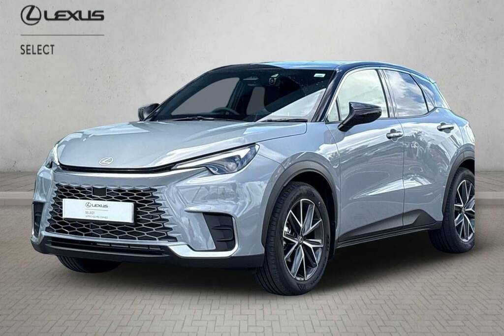 Lexus LBX 1.5 Premium Plus Design E-cvt Black #3