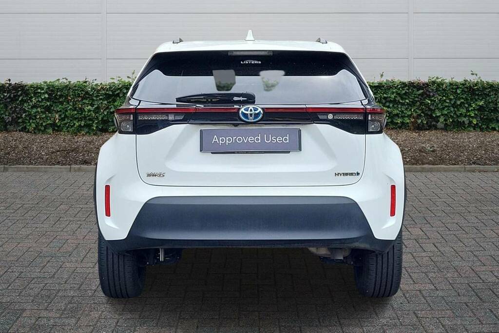 Toyota Yaris Cross 1.5 Hybrid Design Cvt BF73TSZ White #4