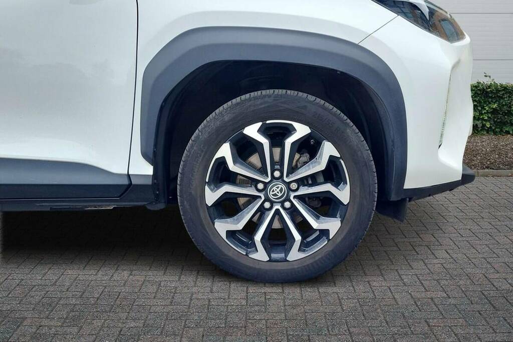 Toyota Yaris Cross 1.5 Hybrid Design Cvt BF73TSZ White #6