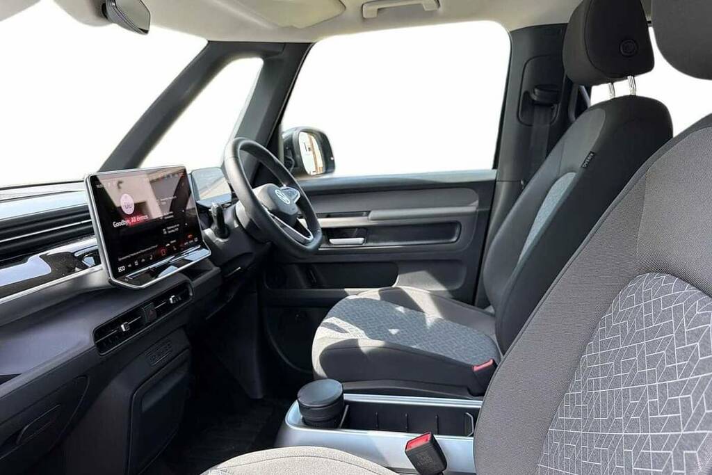 Volkswagen ID.Buzz 210Kw Life Pro 86Kwh Lwb 7 Seat Black #2