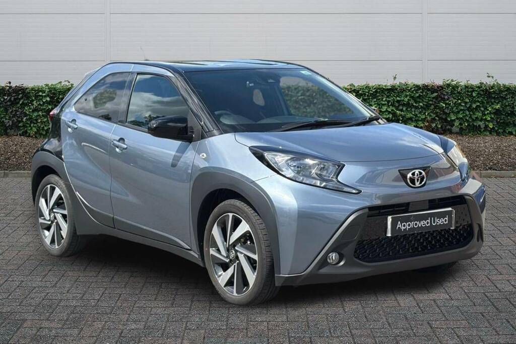 Toyota Aygo X 1.0 Vvt-i Edge Grey