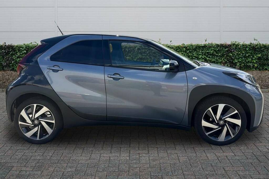 Toyota Aygo X 1.0 Vvt-i Edge BG74OHK Grey #5