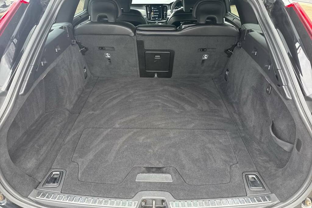 Volvo V90 2.0 T4 R Design Plus Geartronic YY69LFJ Black #2