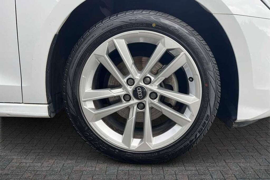 Audi A3 35 Tfsi Sport S Tronic VN22VTG White #5