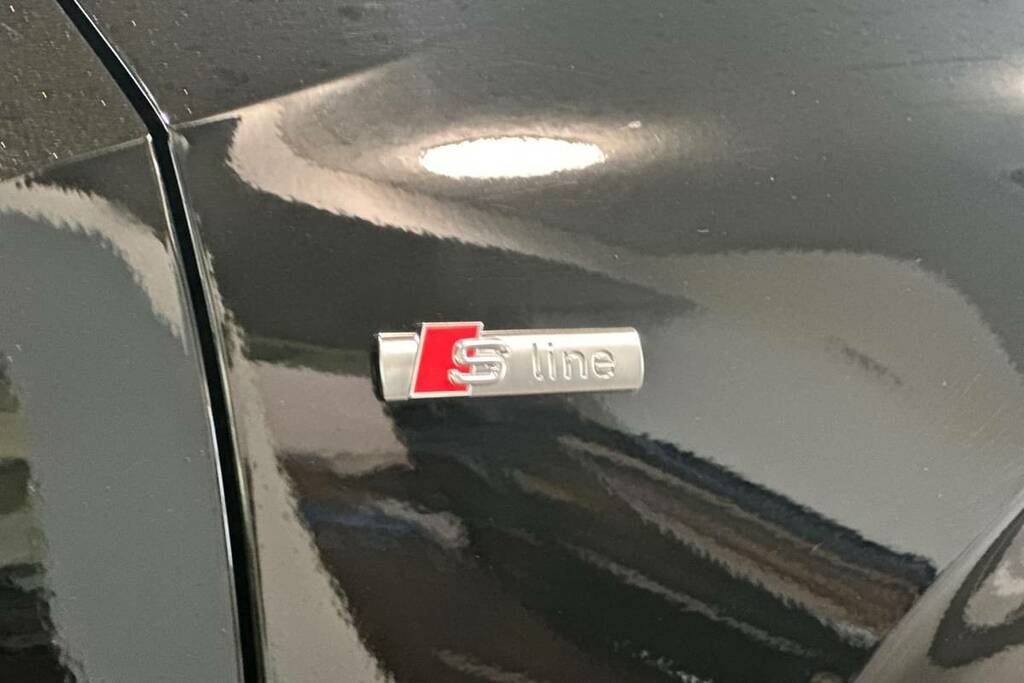 Audi Q2 35 Tfsi S Line S Tronic BA73ZFT Black #5