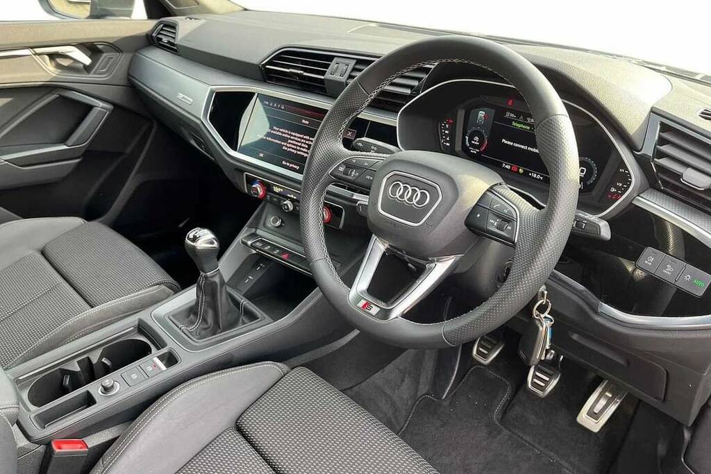 Audi Q3 35 Tfsi S Line BD22RKN Grey #6