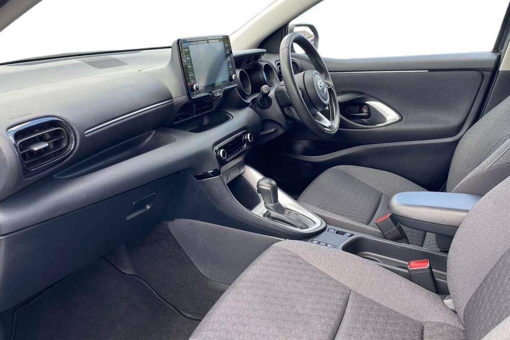 Toyota Yaris 1.5 Hybrid Design Cvt FE23XRJ Grey #6