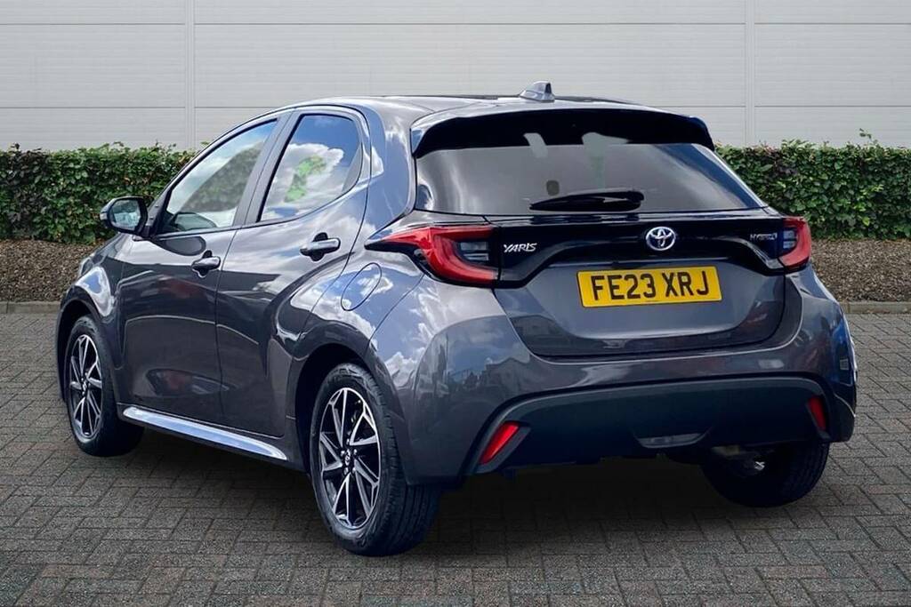 Toyota Yaris 1.5 Hybrid Design Cvt FE23XRJ Grey #2