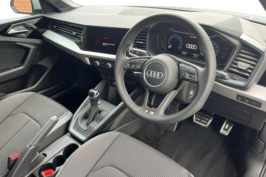 Audi A1 25 Tfsi S Line S Tronic BM25JPY Grey #4