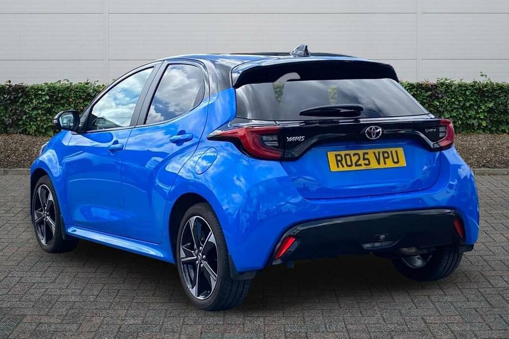 Toyota Yaris 1.5 Hybrid 130 Premiere Edition Cvt RO25VPU Blue #2