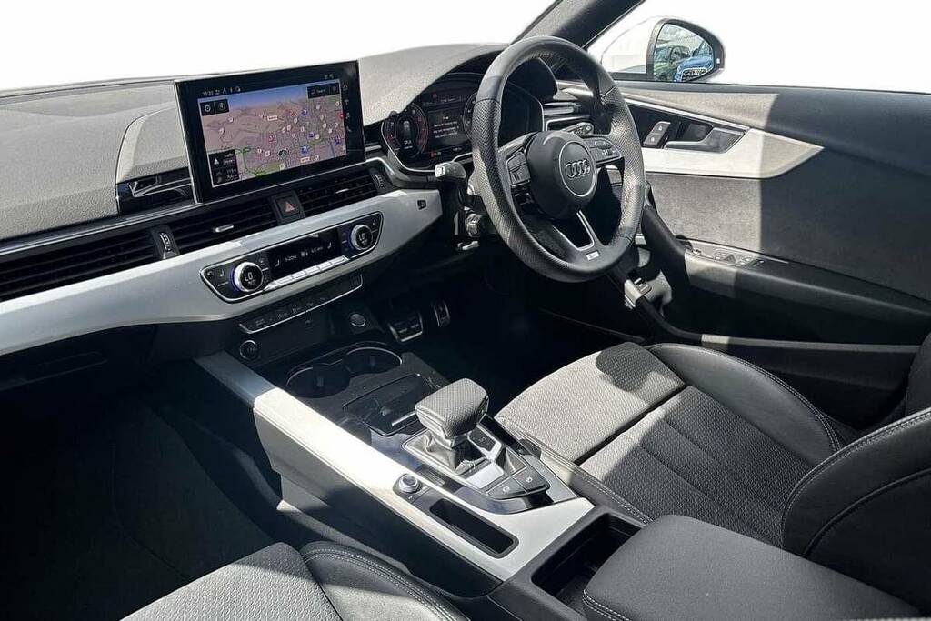 Audi A4 Avant 40 Tfsi 204 S Line S Tronic HG73RMO White #2