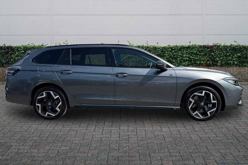 Volkswagen Passat 1.5 Tsi Ehybrid 272 R-line Dsg DH25BTX Grey #4