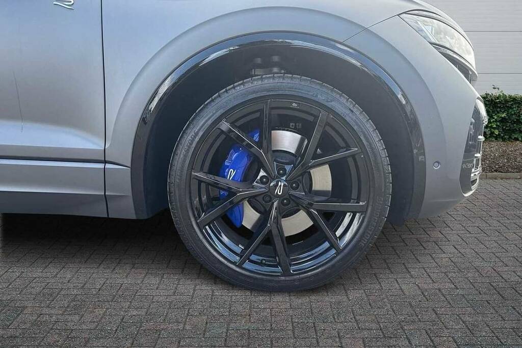 Volkswagen Touareg 3.0 V6 Tsi Ehybrid 4Motion R Tip Grey #5