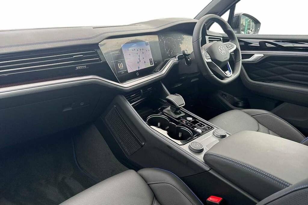 Volkswagen Touareg 3.0 V6 Tsi Ehybrid 4Motion R Tip Grey #2