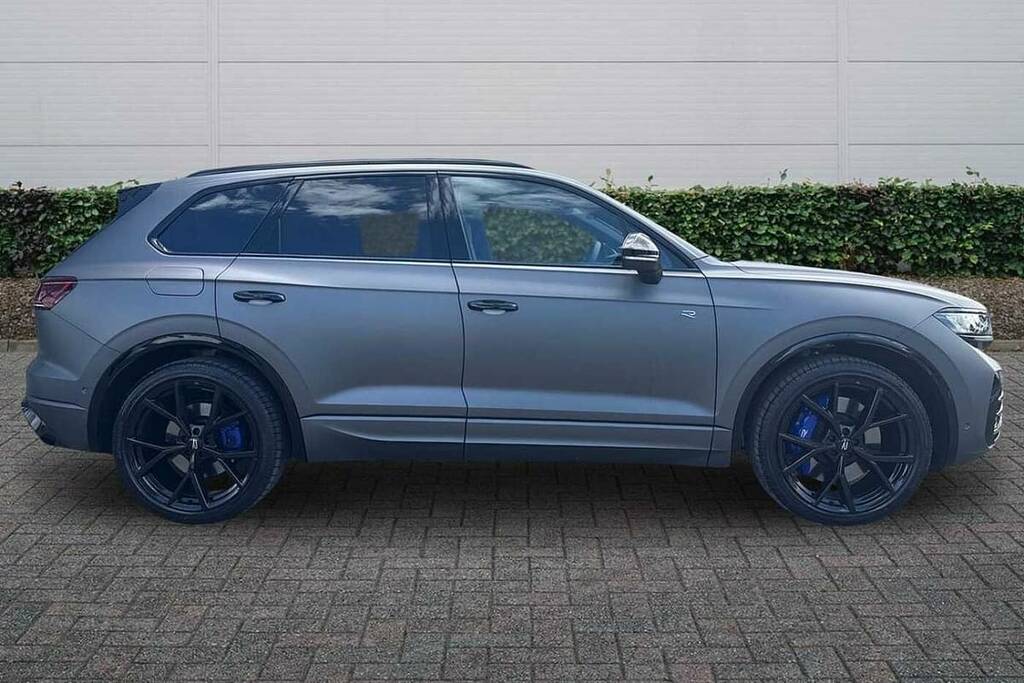 Volkswagen Touareg 3.0 V6 Tsi Ehybrid 4Motion R Tip Grey #4