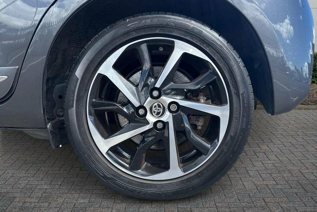 Toyota Yaris 1.5 Hybrid Excel Cvt VU20OPL Grey #6