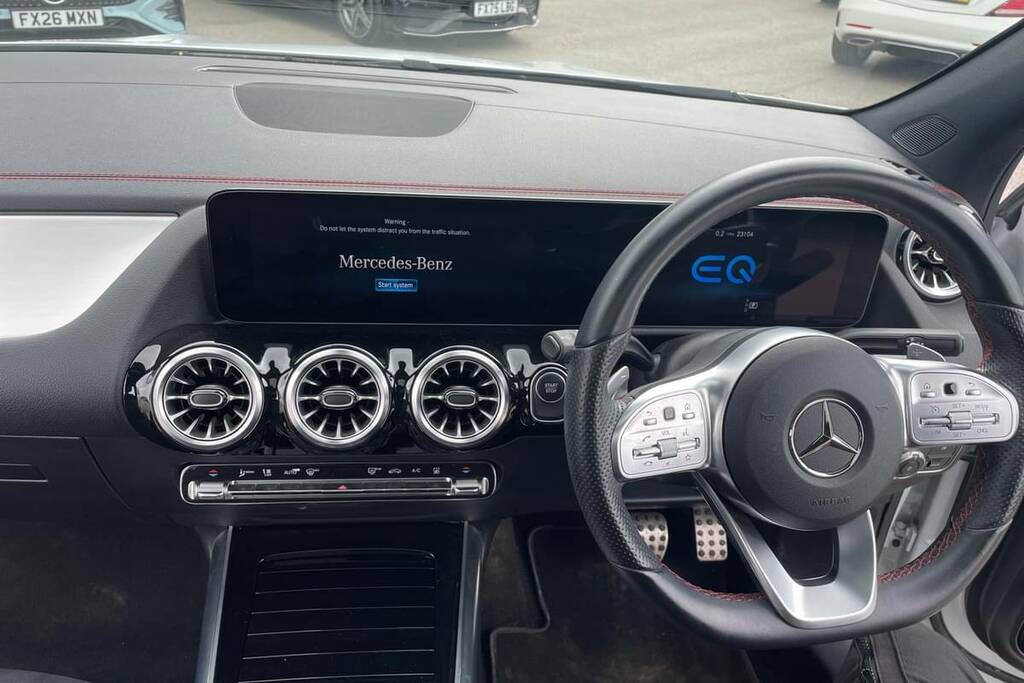 Mercedes-Benz EQA 350 4M 215Kw Amg Line Premium 66.5Kwh White #3