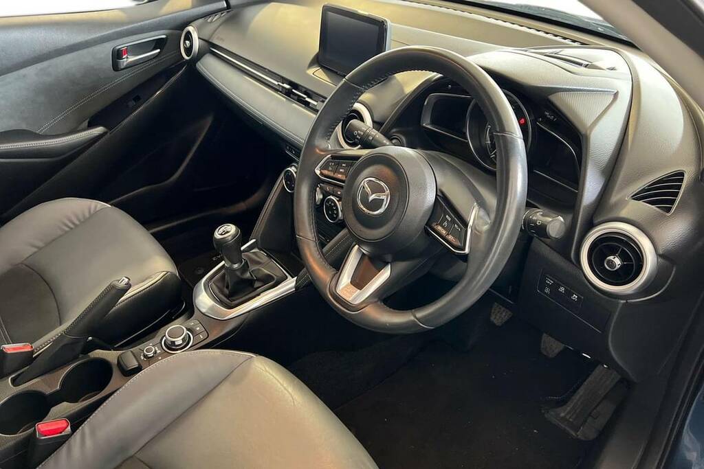 Mazda 2 1.5 Skyactiv G Gt Sport Nav Blue #4