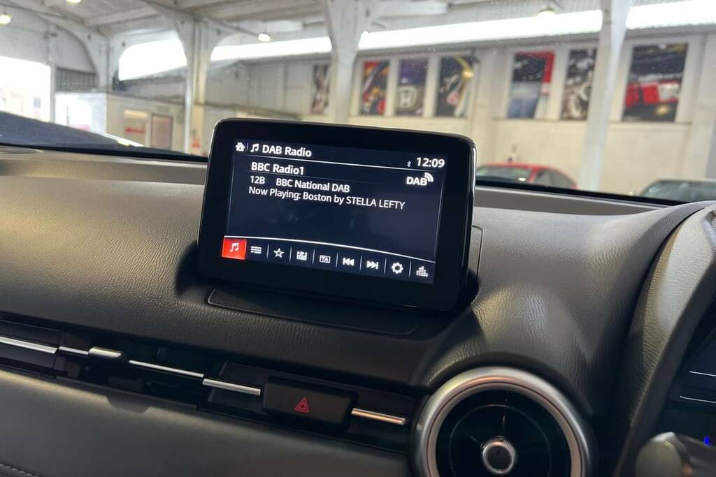 Mazda 2 1.5 Skyactiv G Gt Sport Nav Blue #3