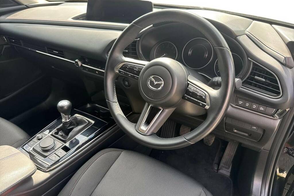 Mazda CX-30 2.5 E-skyactiv G Mhev 140 Homura Black #4