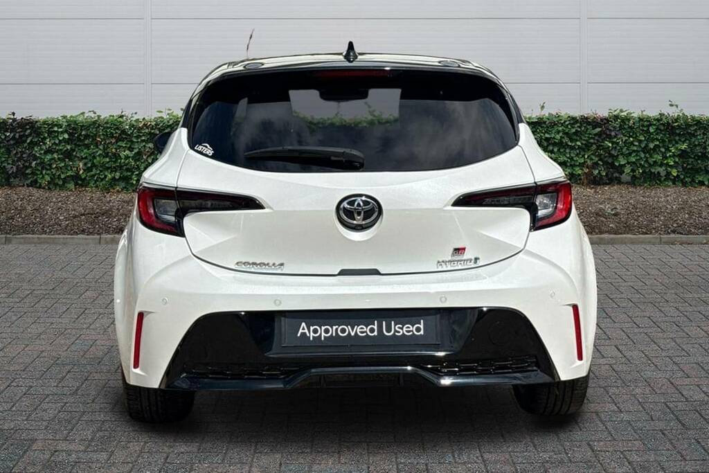 Toyota Corolla 1.8 Hybrid Gr Sport Cvt FV23VXC White #4