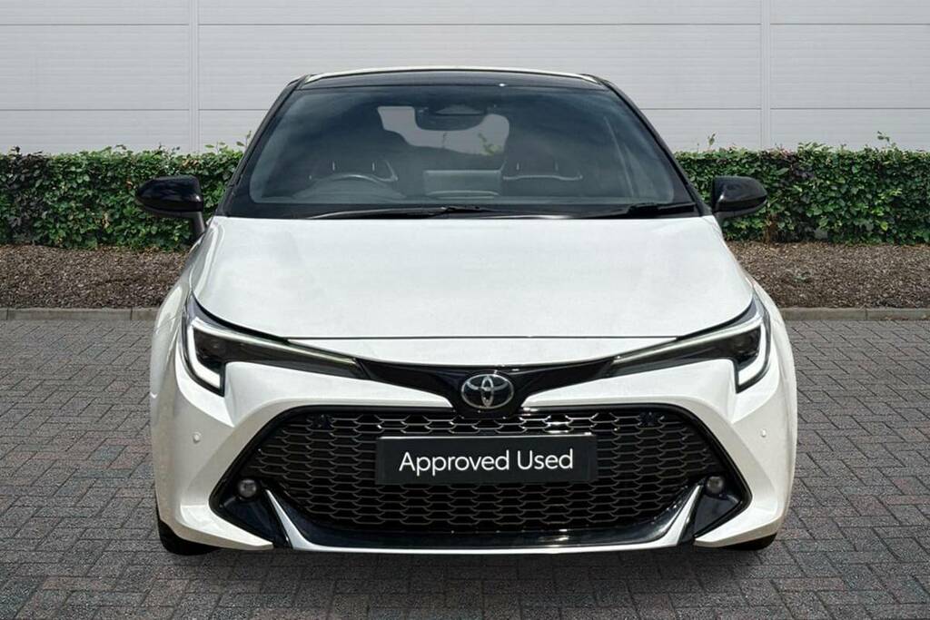Toyota Corolla 1.8 Hybrid Gr Sport Cvt FV23VXC White #3