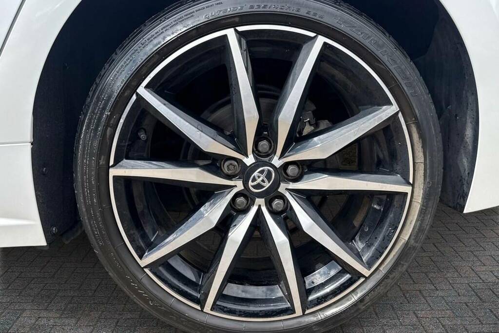 Toyota Corolla 1.8 Hybrid Gr Sport Cvt FV23VXC White #6