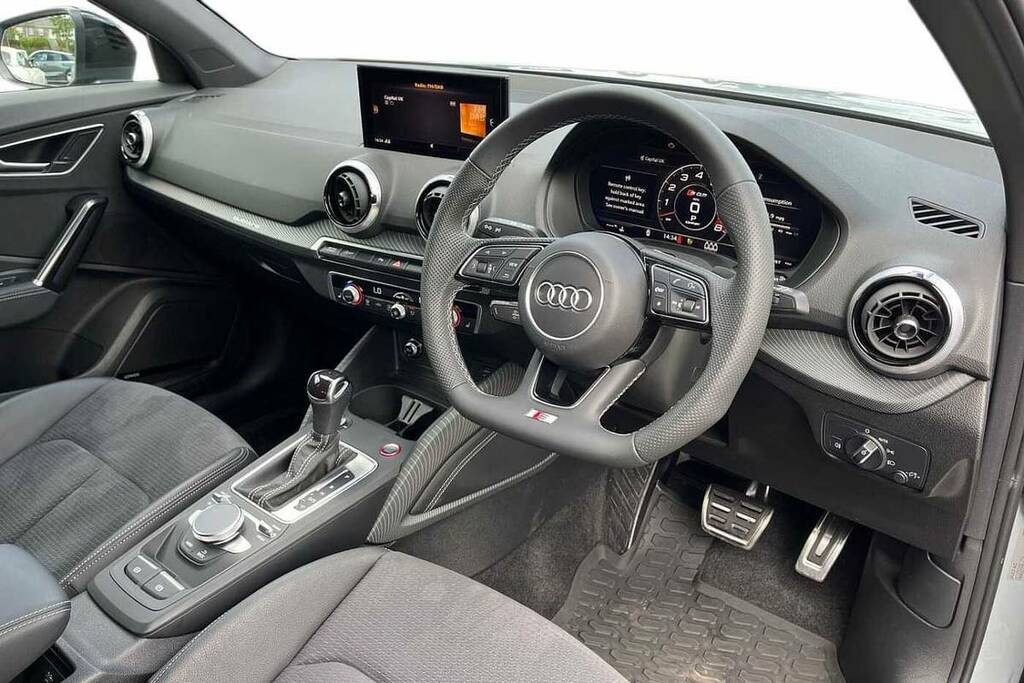 Audi Q2 Sq2 Quattro Black Edition S Tronic Grey #6