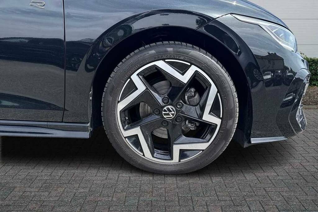 Volkswagen Golf 1.5 Tsi 150 R-line KR25CXH Black #5