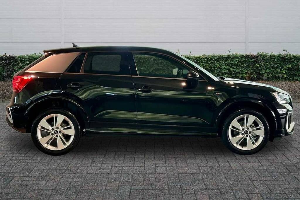 Audi Q2 35 Tfsi S Line S Tronic BT26USE Black #4