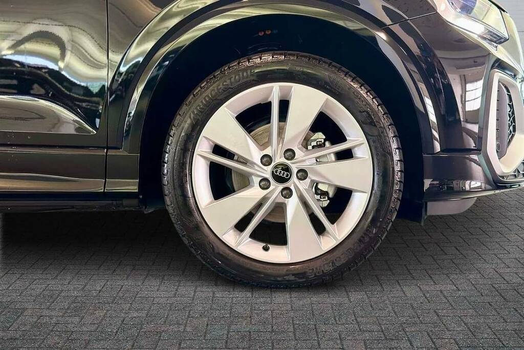 Audi Q2 35 Tfsi S Line S Tronic BT26USE Black #5