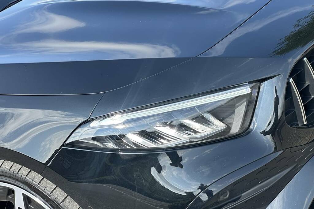 Mercedes-Benz A Class A35 4Matic Premium Black #5
