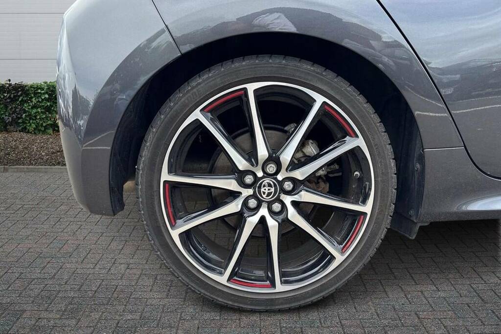 Toyota Yaris 1.5 Hybrid 130 Gr Sport Cvt GY24NLN Grey #5