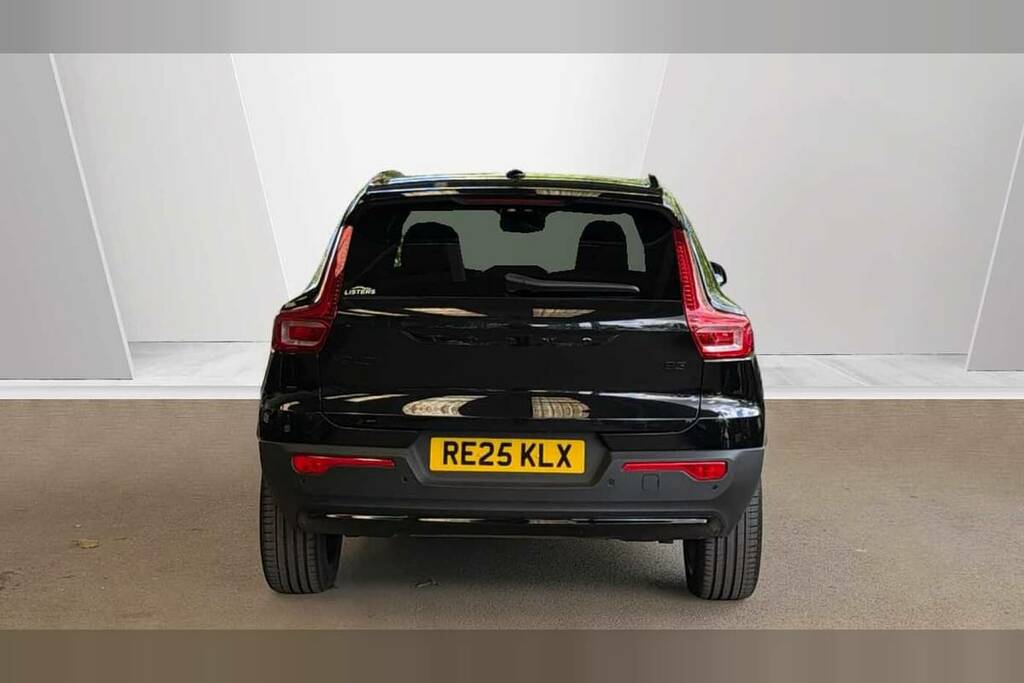 Volvo XC40 2.0 B3p Plus Black Edition RE25KLX Black #6