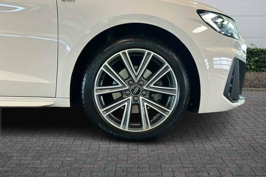 Audi A1 30 Tfsi S Line S Tronic BJ25VCP White #5