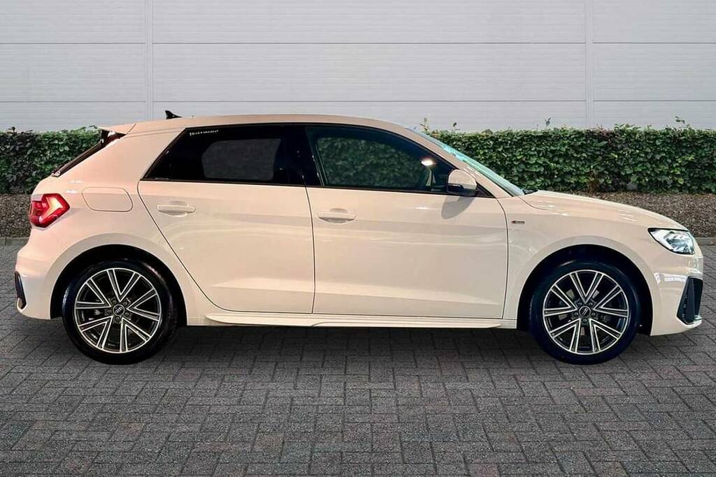 Audi A1 30 Tfsi S Line S Tronic BJ25VCP White #4