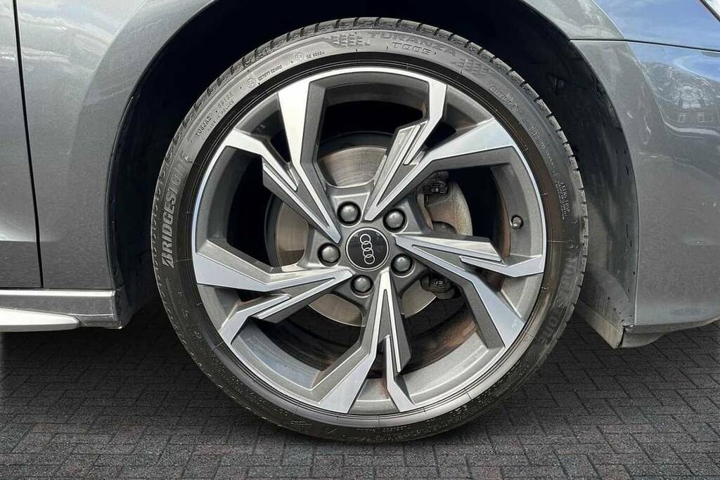 Audi A3 35 Tfsi S Line S Tronic FH23AXJ Grey #5