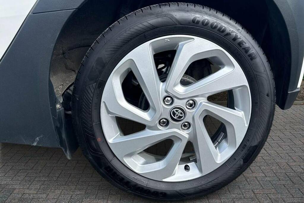 Toyota Aygo X 1.0 Vvt-i Pure LM24YJW White #6