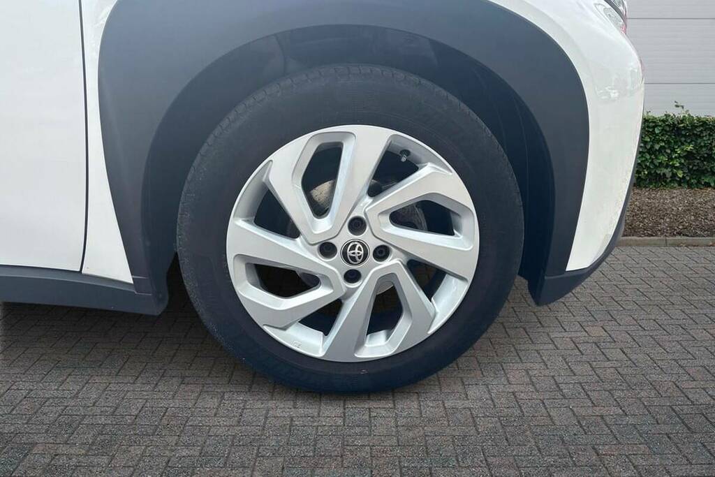 Toyota Aygo X 1.0 Vvt-i Pure WR23EDF White #6