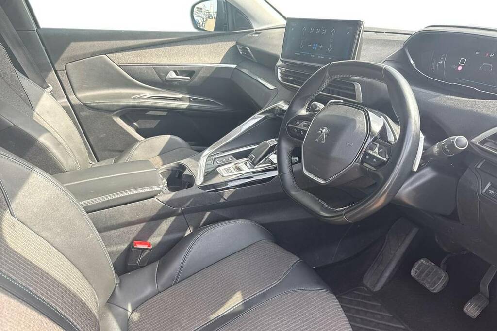 Peugeot 5008 1.2 Puretech Allure Premium Eat8 Grey #4