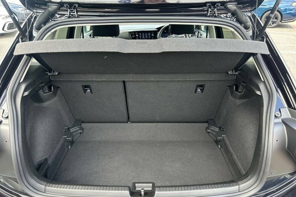 Volkswagen Polo 1.0 Tsi Match BV25XRJ Black #2