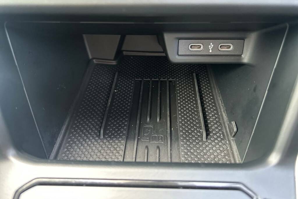 Volkswagen Polo 1.0 Tsi Match BV25XRJ Black #6