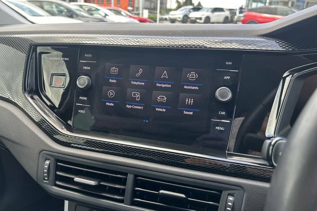 Volkswagen Polo 1.0 Tsi Match BV25XRJ Black #3