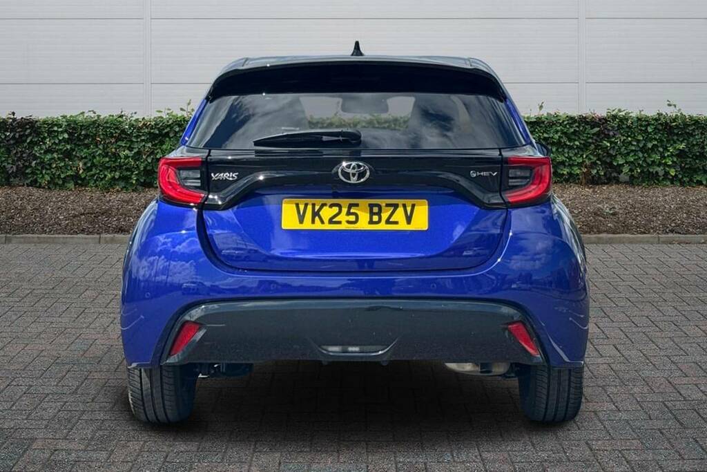 Toyota Yaris 1.5 Hybrid 130 Excel Cvt VK25BZV Blue #4