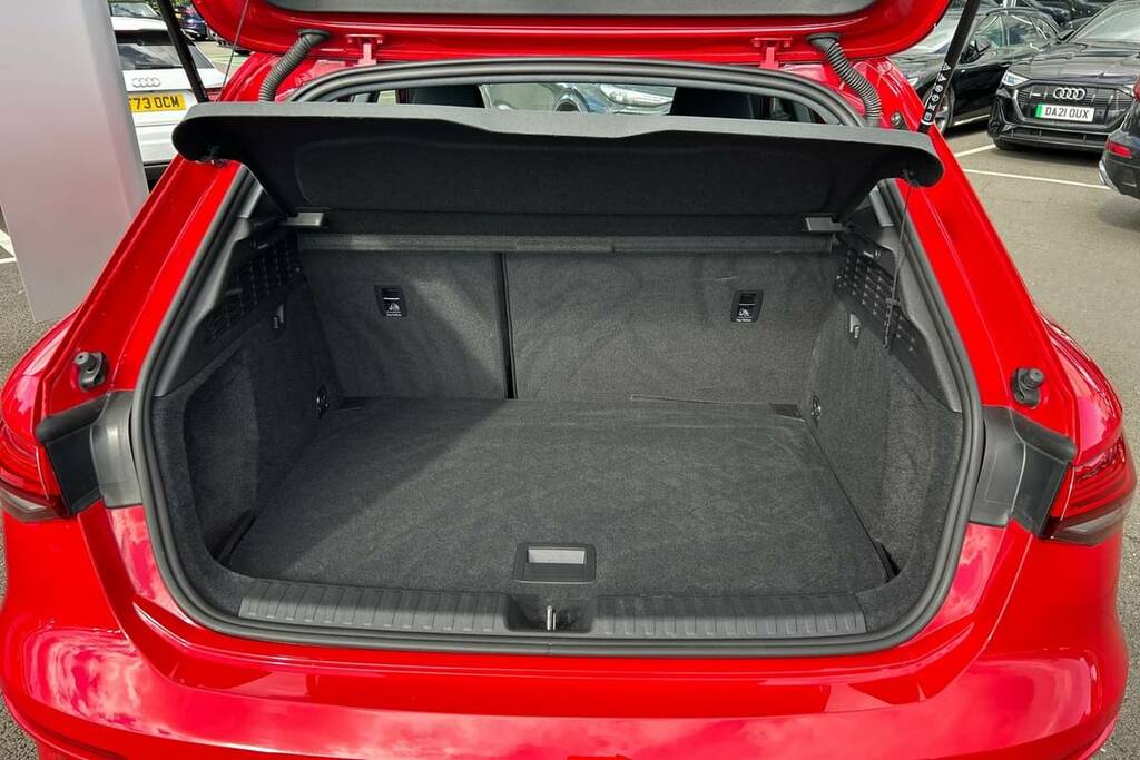 Audi A3 35 Tdi Sport S Tronic Red #2