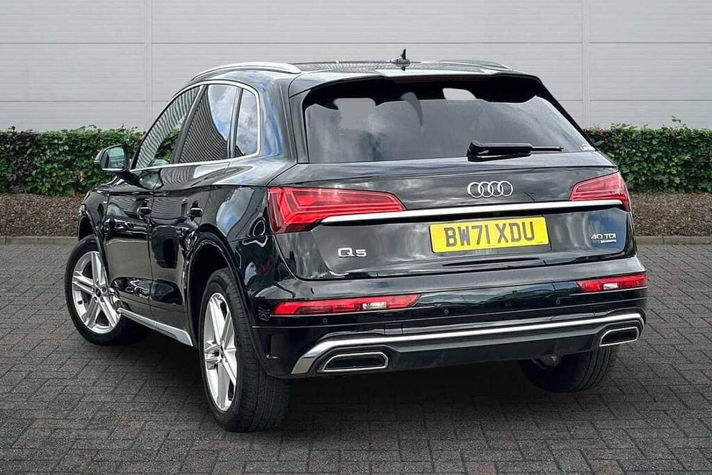 Audi Q5 40 Tdi Quattro S Line S Tronic BW71XDU Black #3