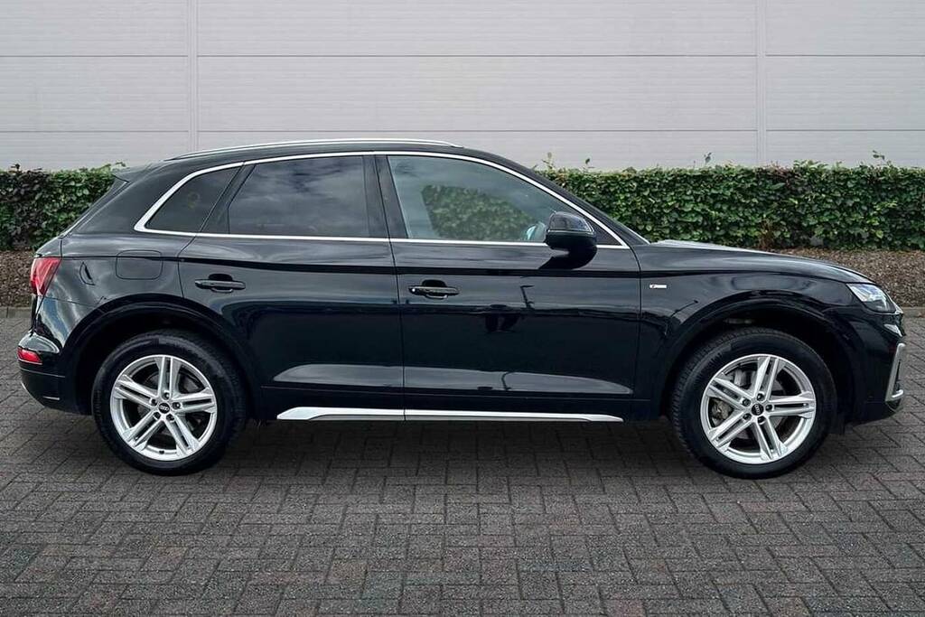 Audi Q5 40 Tdi Quattro S Line S Tronic BW71XDU Black #4