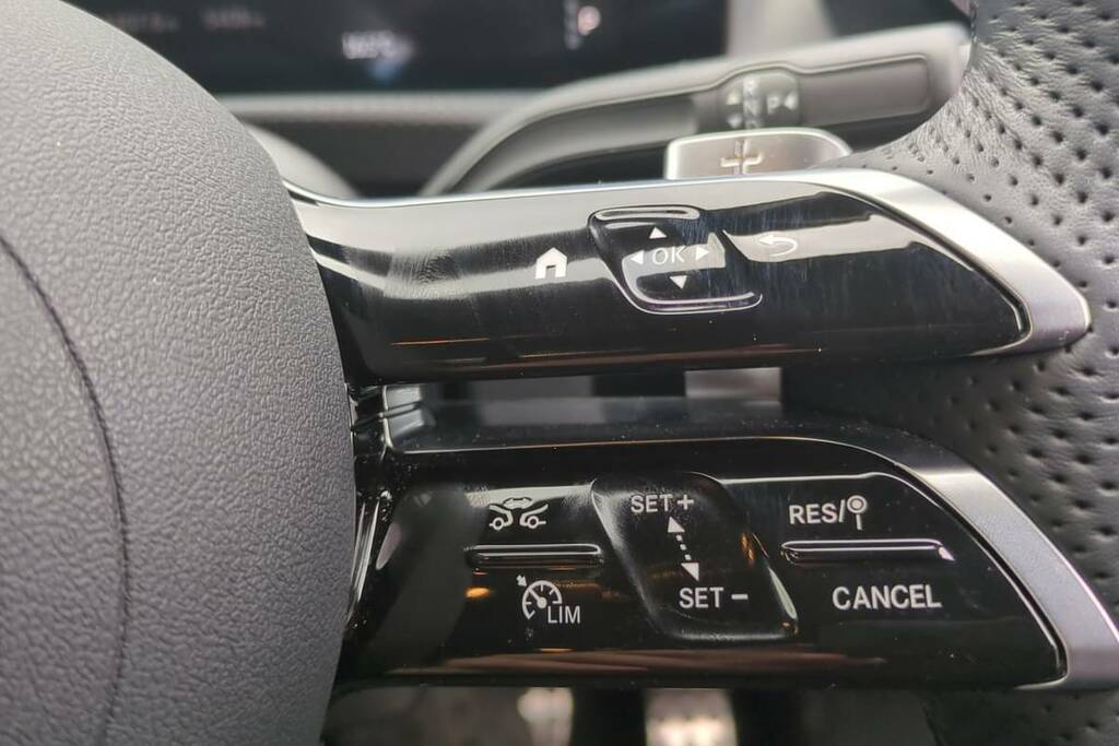 Mercedes-Benz A Class A180 Amg Line Premium FX75LCV White #6