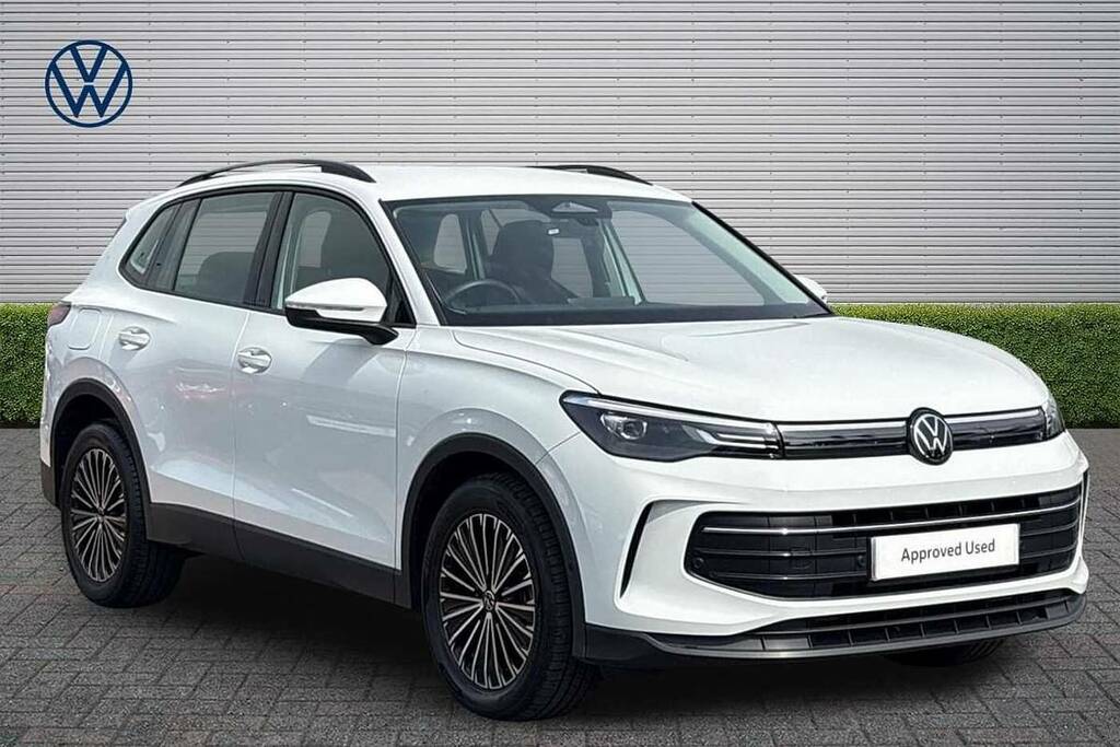 Volkswagen Tiguan 1.5 Etsi 150 Life Dsg White